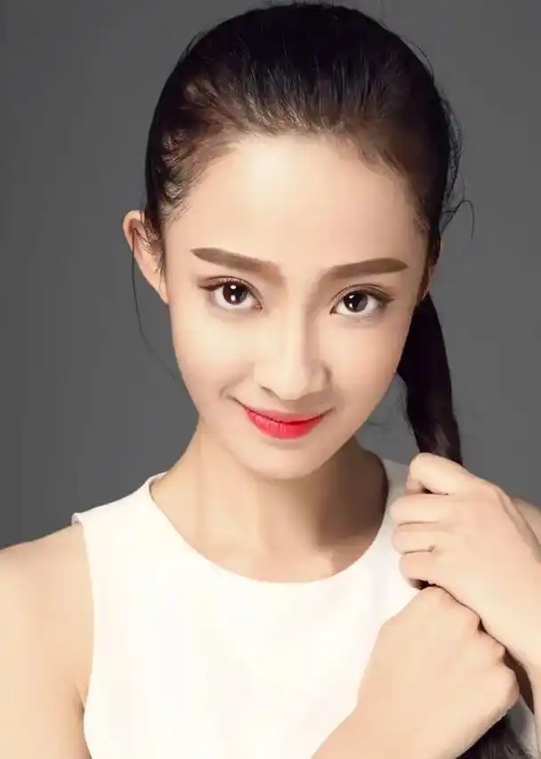 气质女神穿搭#女明星#孙佳雨 - 抖音