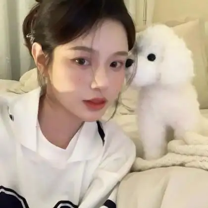 15岁女生照片好看同一人