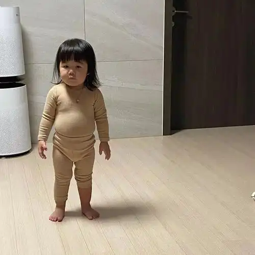 女版民国刷爆朋友圈圆滚滚的肚腩忧郁的眼神萌化百万网友这小肚子太上