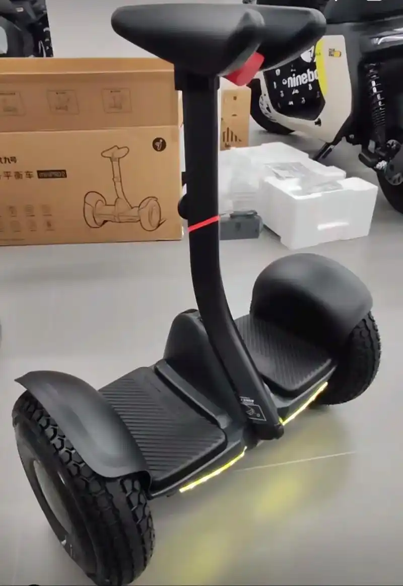 出小米九号电动平衡车.图上有显示一共使用的公里数 九成新#小