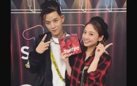 【吳映潔】《17 fun live》 (嘉賓:鬼鬼 敖犬)(20171120)【360p】