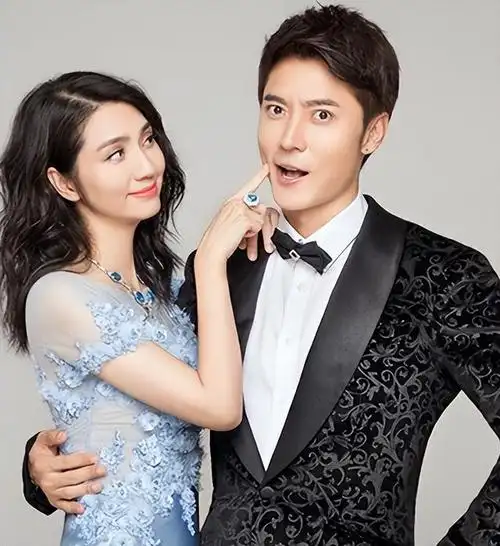 洪欣张丹峰复合,曾在微博官宣不再是夫妻,互相喂食很甜蜜