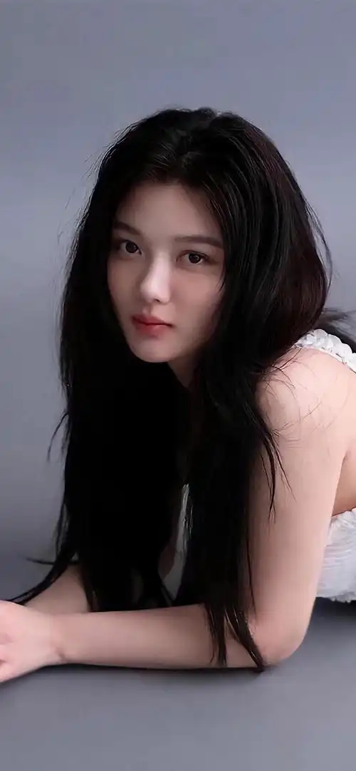 金裕贞韩国明星高清手机壁纸